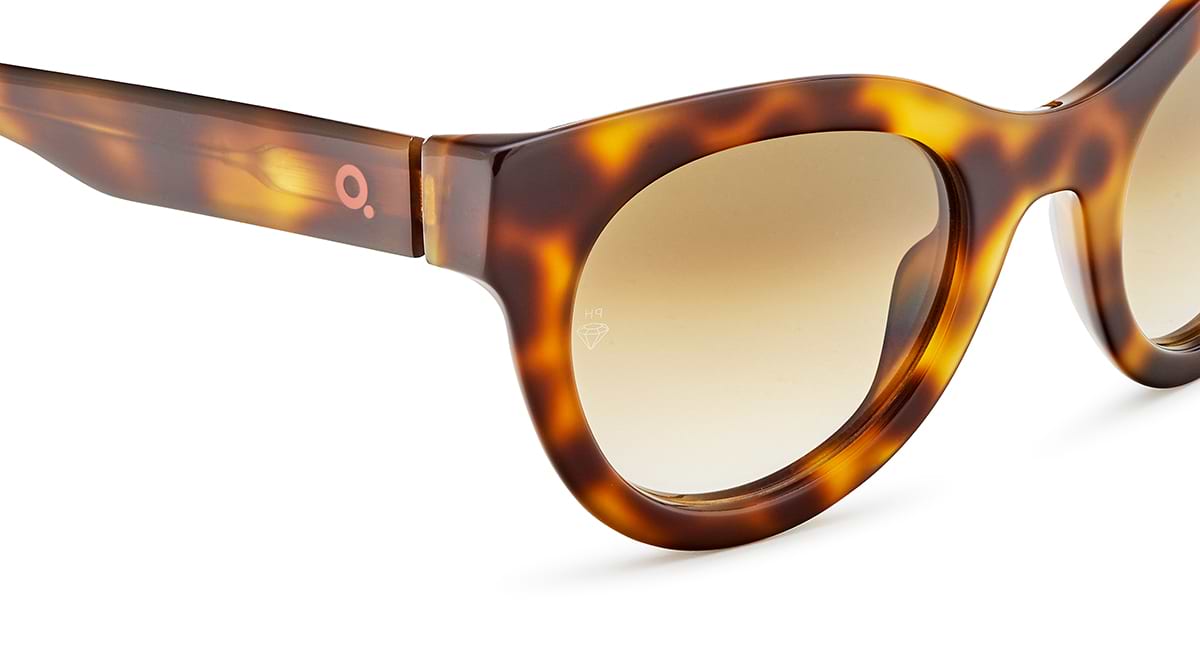 BRUTAL NO.08 SUN