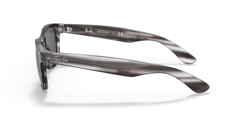 RB2132 - NEW WAYFARER